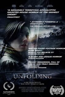 دانلود فیلم The Unfolding 2016111264-1097432734