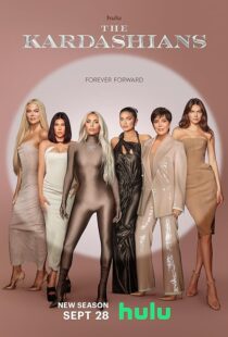 دانلود سریال The Kardashians332879-1780132396