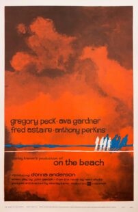 دانلود فیلم On the Beach 1959399529-1325062012