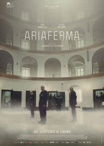 دانلود فیلم The Inner Cage (Ariaferma) 2021399375-1790106878