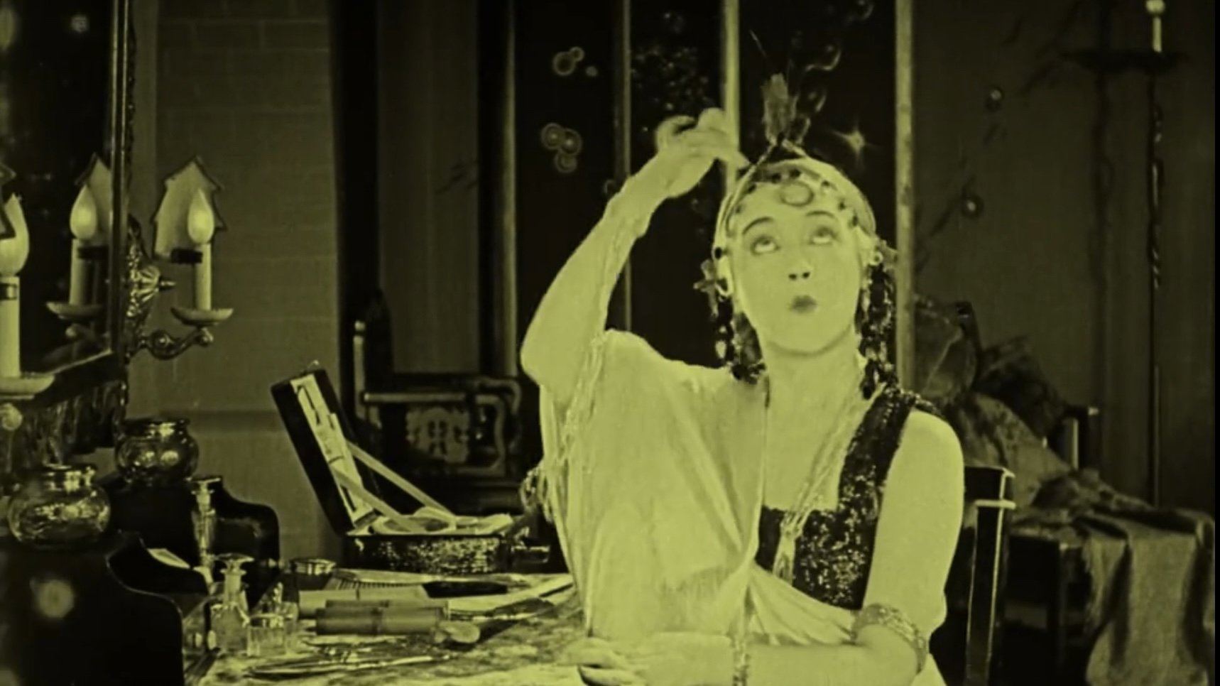 دانلود فیلم The Delicious Little Devil 1919