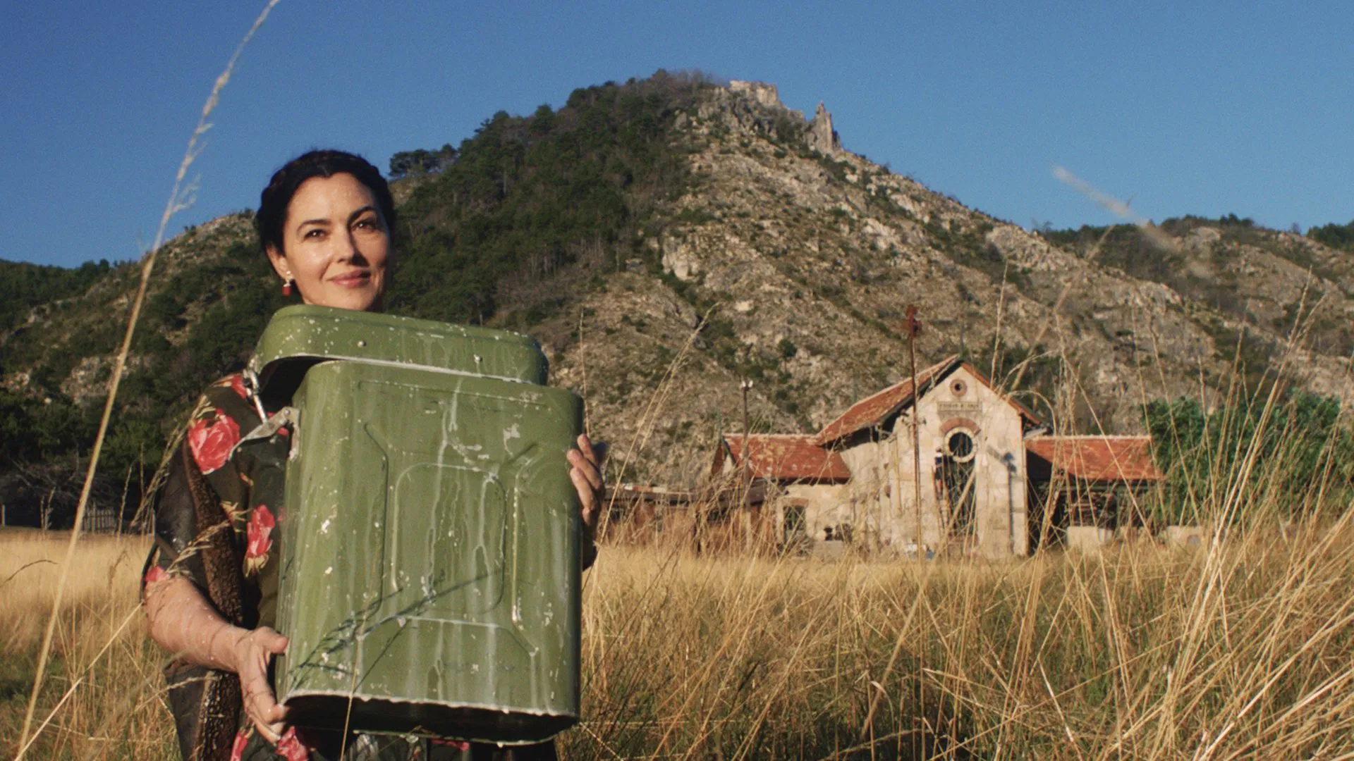 دانلود فیلم On the Milky Road 2016