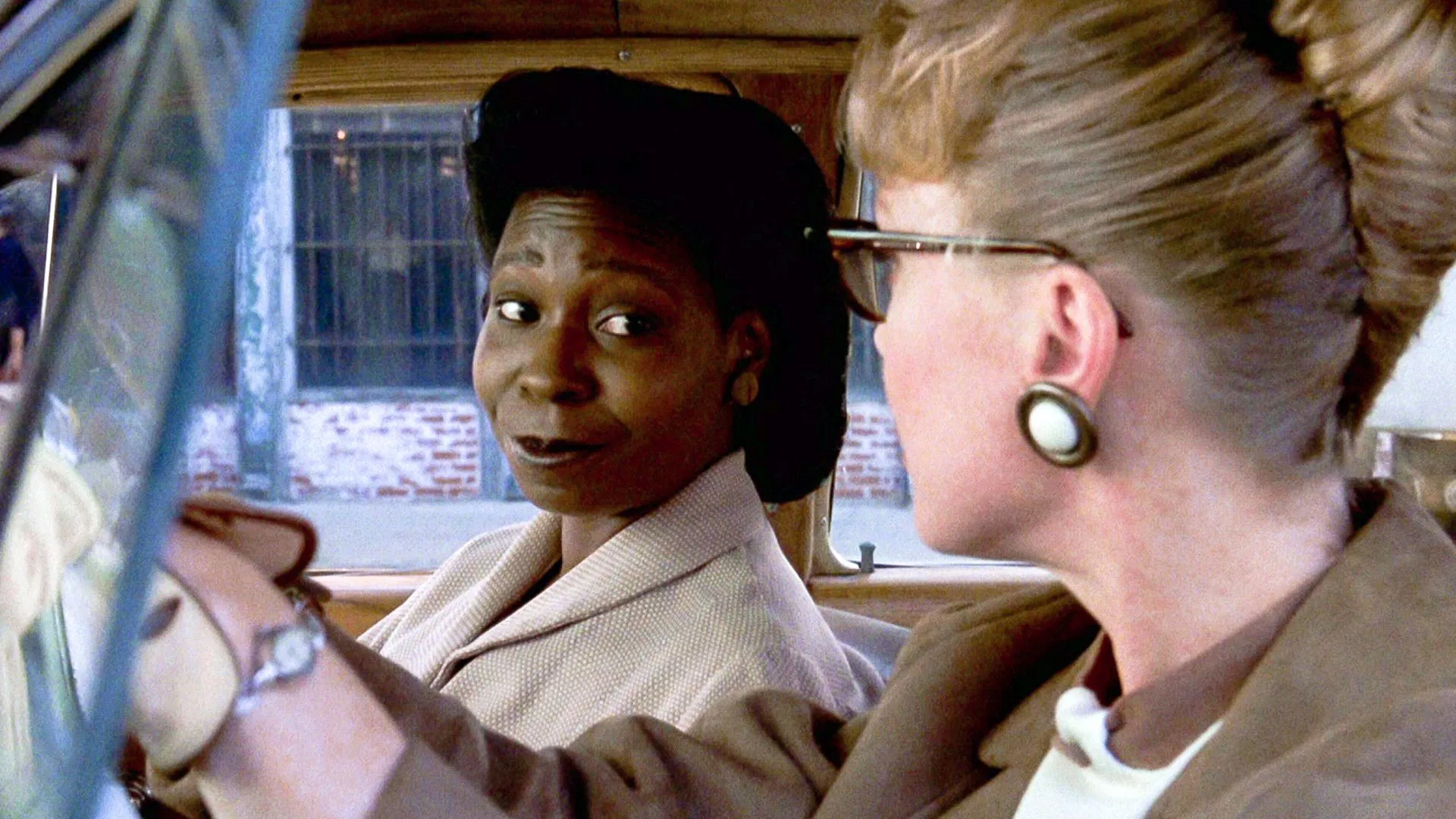 دانلود فیلم The Long Walk Home 1990